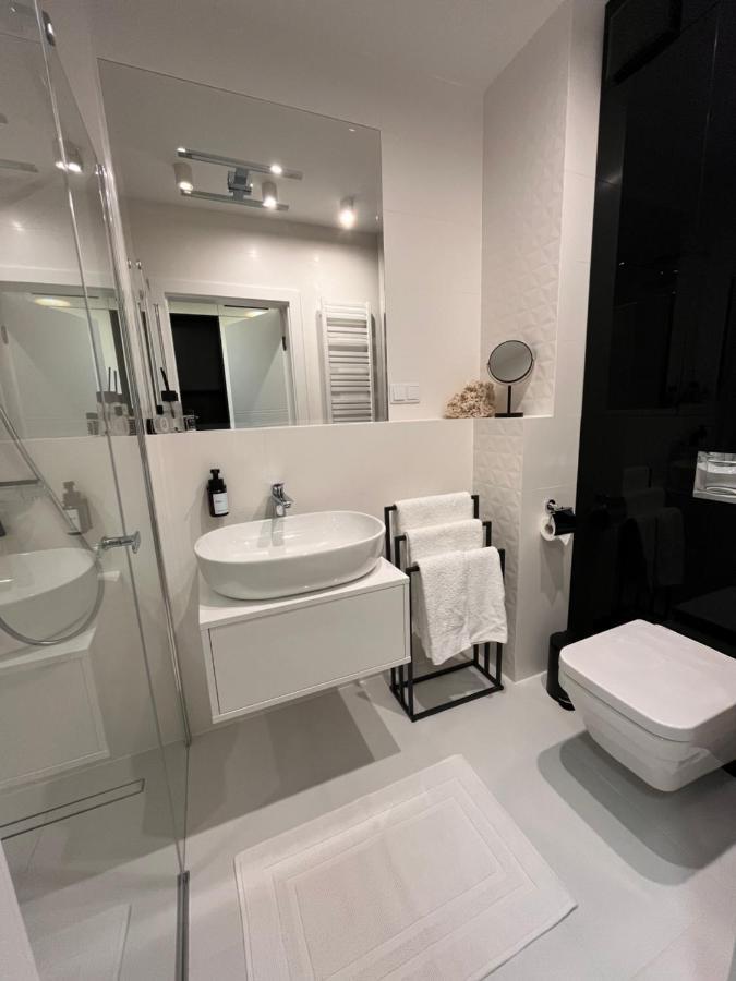 Wave Apartment Tyballtic 7Th Floor With Two Bedrooms And Sea View! Мендзиздрое Екстериор снимка