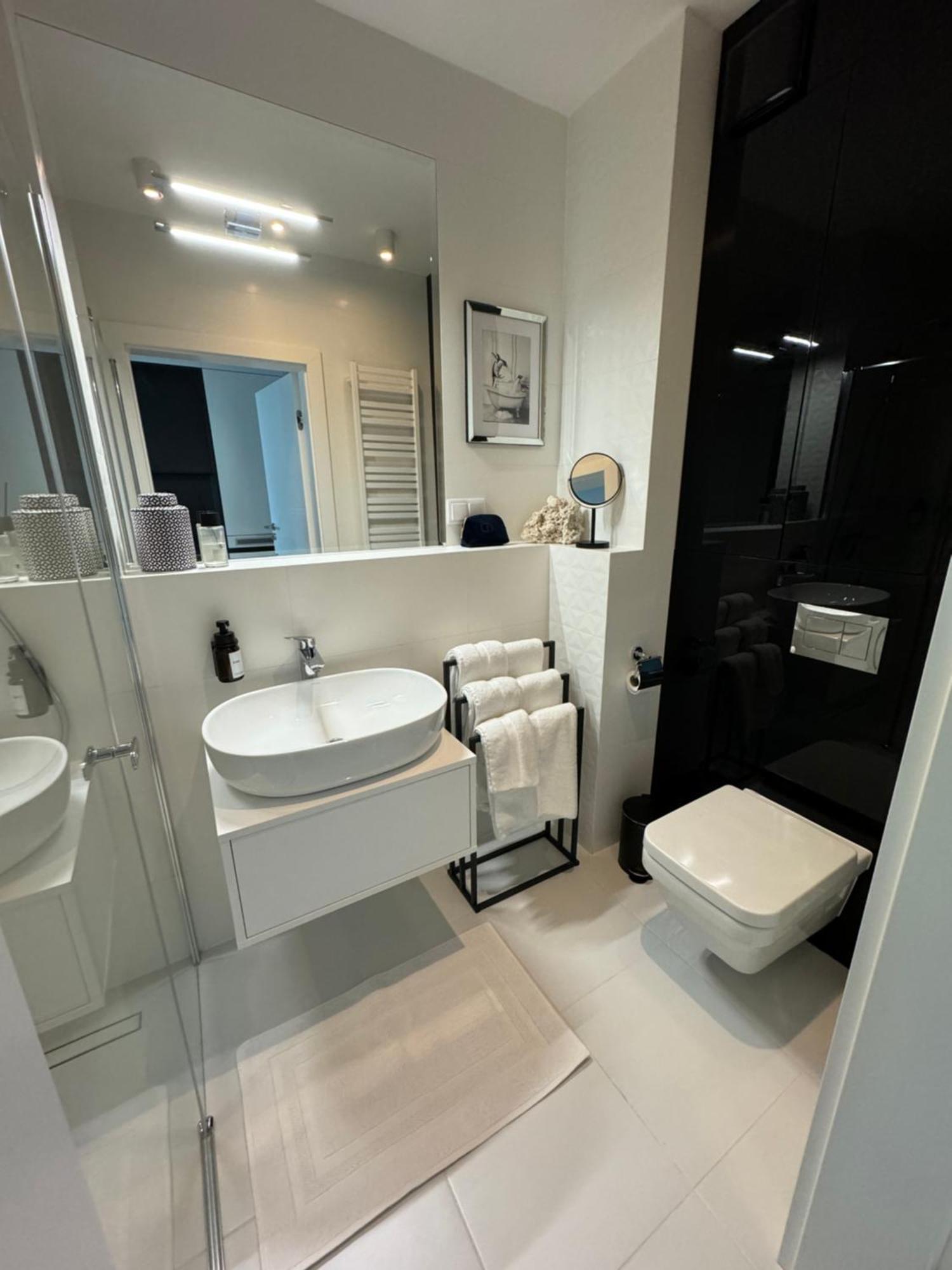 Wave Apartment Tyballtic 7Th Floor With Two Bedrooms And Sea View! Мендзиздрое Екстериор снимка
