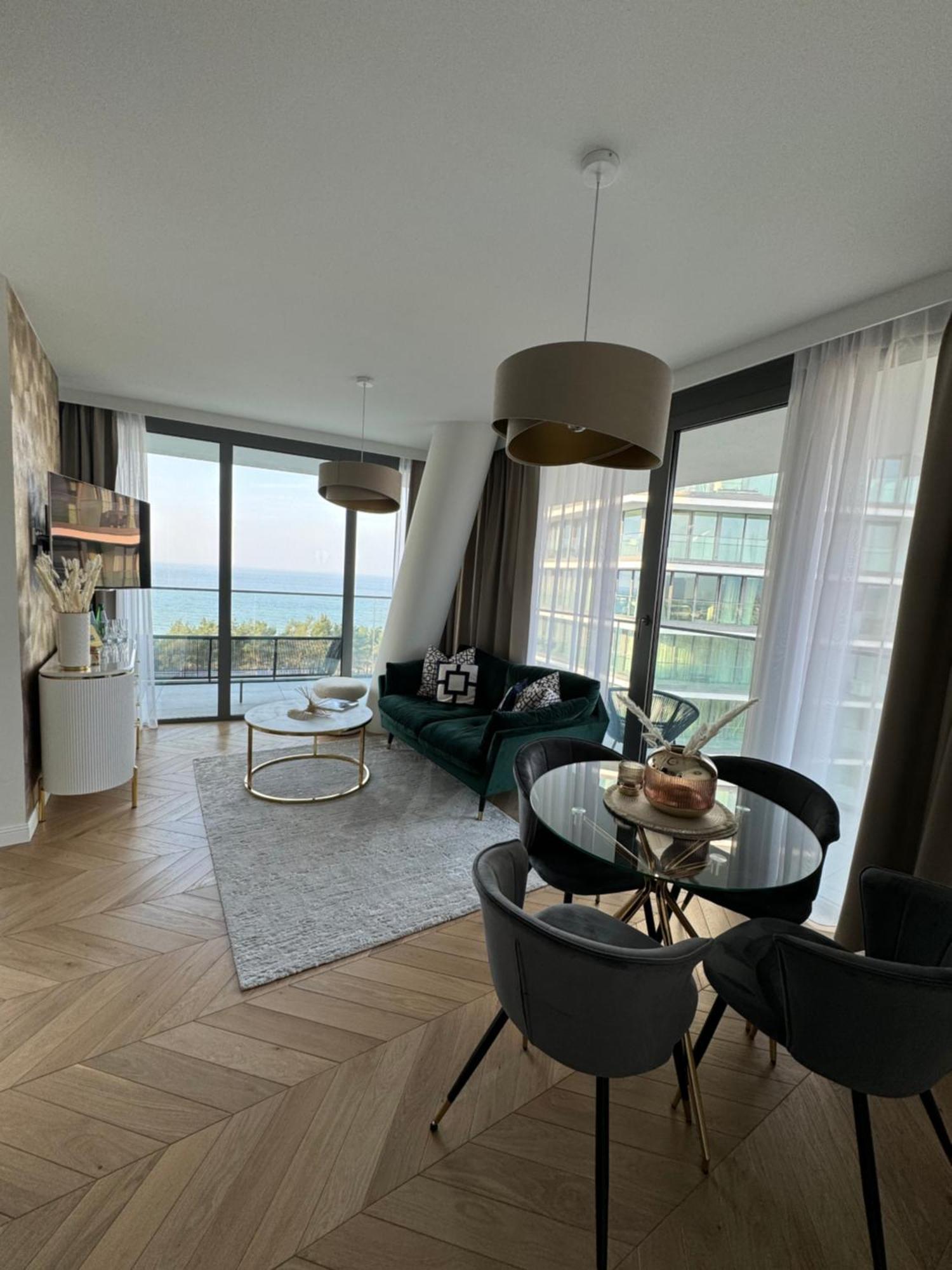 Wave Apartment Tyballtic 7Th Floor With Two Bedrooms And Sea View! Мендзиздрое Екстериор снимка