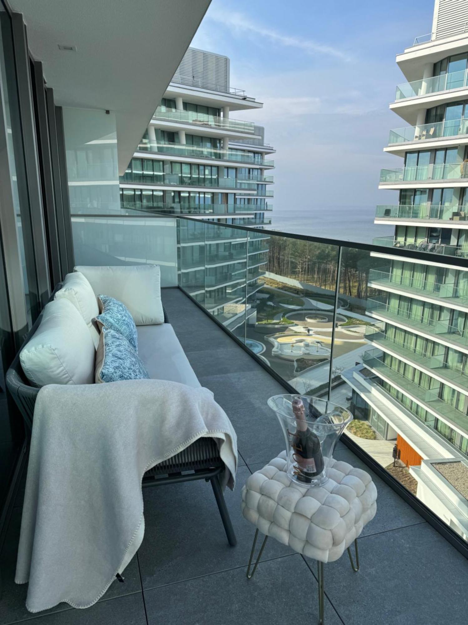 Wave Apartment Tyballtic 7Th Floor With Two Bedrooms And Sea View! Мендзиздрое Екстериор снимка