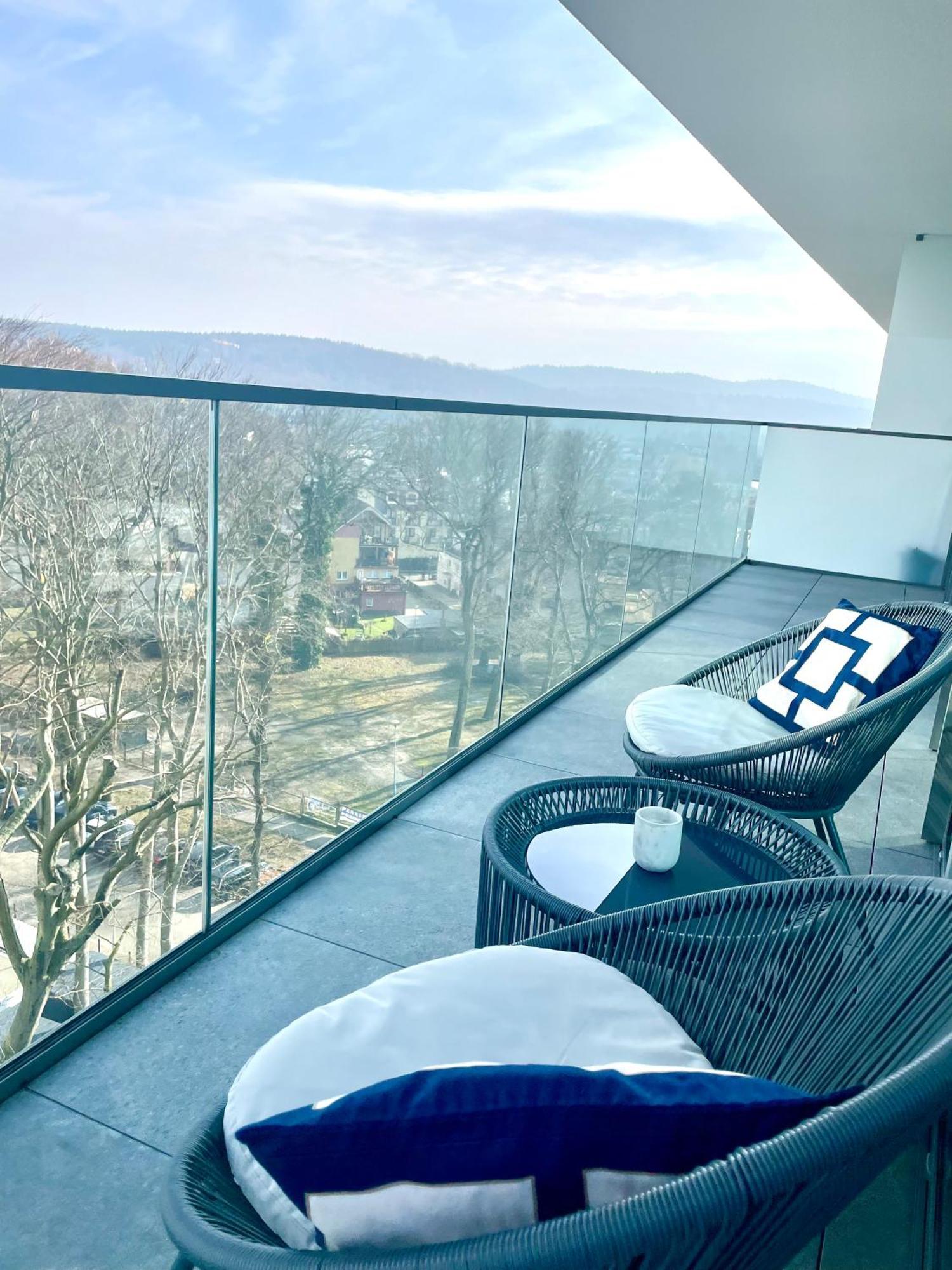 Wave Apartment Tyballtic 7Th Floor With Two Bedrooms And Sea View! Мендзиздрое Екстериор снимка